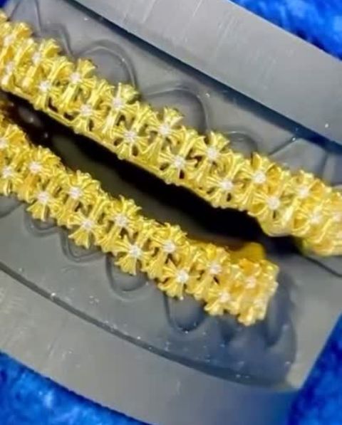 Single Stone Chrome Heart Coss grillz 